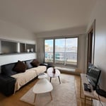 Rent of a 2-room apartment with a panoramic tower view, 42 m², 16th arrondissement, Paris, France